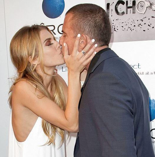 Dominic Purcell Kissing Girlfriend AnnaLynne McCord